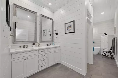 Bath - 382 Hinson Rd, Lovelady, TX 75851 photo 1 of 5