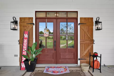 Entry Way - 382 Hinson Rd, Lovelady, TX 75851 photo 1 of 6