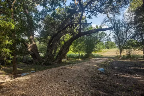 444 N Nassau Rd, Round Top, TX 78954