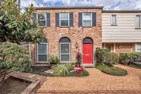 6469 Olympia Dr #66, Houston, TX 77057