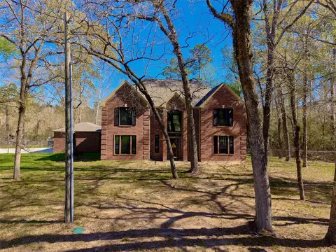 16302 Old Coach Rd, Stagecoach, TX 77355