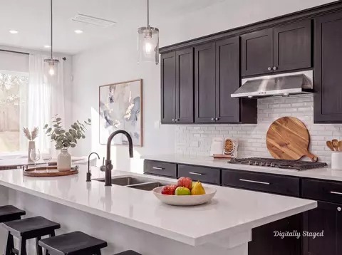 Kitchen - 1715 Divino Pass, Conroe, TX 77304 photo 2 of 3