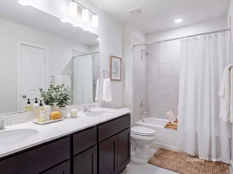 Bath - 1715 Divino Pass, Conroe, TX 77304 photo 3 of 5