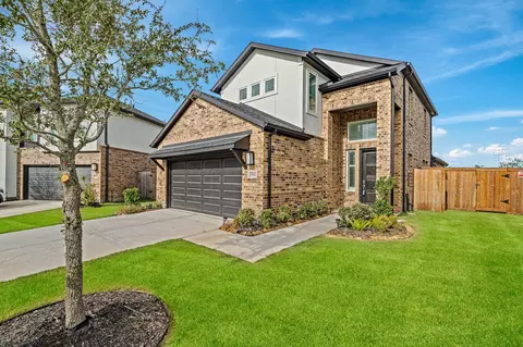 17602 Carnation Glen Dr, Richmond, TX 77407