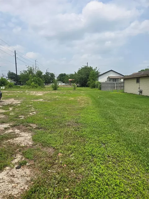 405 Delaware St, Houston, TX 77029