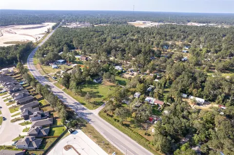 View/Area - 14457 Leafy Ln, Conroe, TX 77306 photo 13 of 24