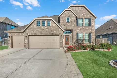 5718 Oakhurst Trl, Pasadena, TX 77505