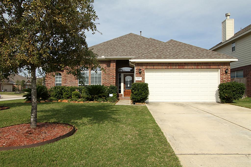 1207 Dunston Falls Dr, Spring, TX 77379 photo 1