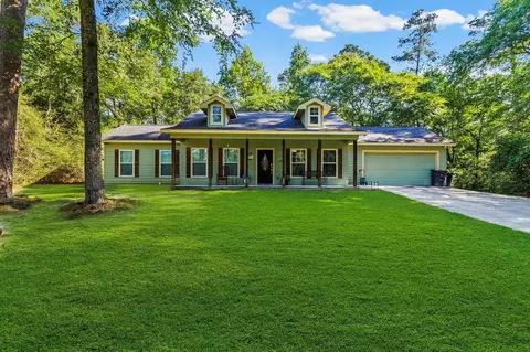 27 Lakewood, Trinity, TX 75862
