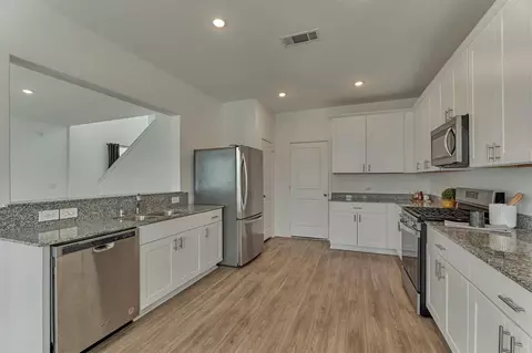 Kitchen - 5406 Balerna St, Spring, TX 77373 photo 3 of 4