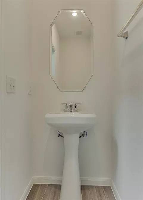 Bath - 5406 Balerna St, Spring, TX 77373 photo 1 of 5