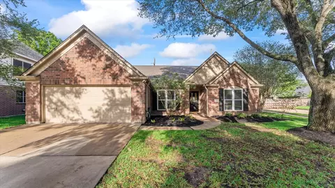 1419 Lamplight Trail Dr, Katy, TX 77450