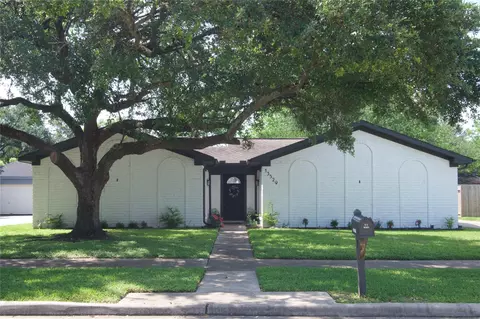 13529 Woodchester Dr, Sugar Land, TX 77498