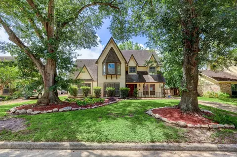 9111 New Forest Rd, Spring, TX 77379 photo 1