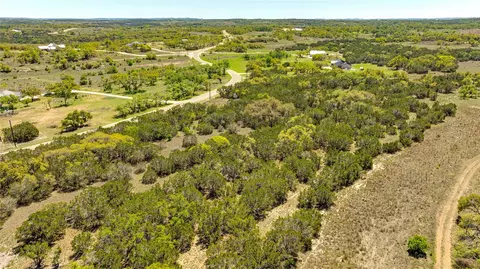 612 Whiskey Trl, Blanco, TX 78606