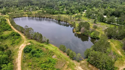 12520 Us-59 S, Shepherd, TX 77371