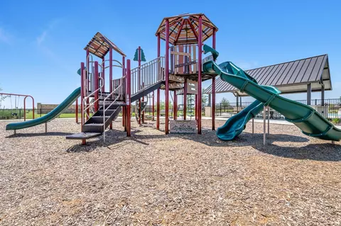 View/Area - 76 Shining Point Dr, Waller, TX 77484 photo 5 of 9