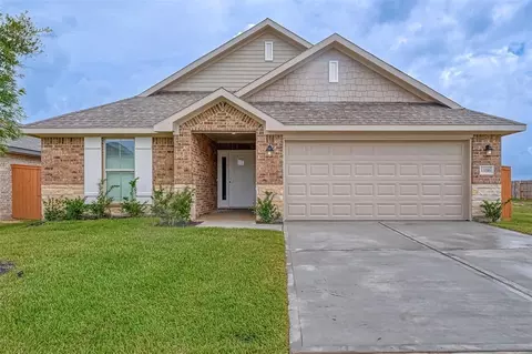 408 Bryan Way, Angleton, TX 77515