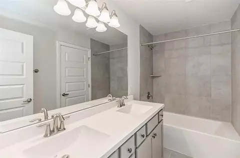 Bath - 408 Bryan Way, Angleton, TX 77515 photo 2 of 4