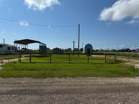 201 Curlew St, Bay City, TX 77414