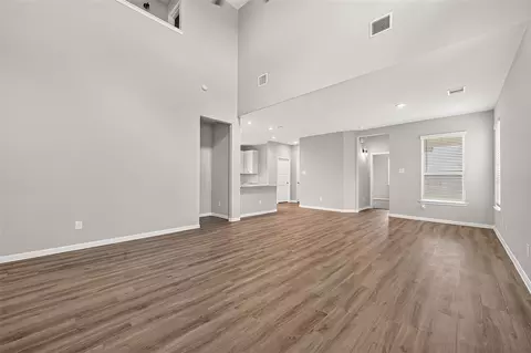 Living - 1439 Terry Roberts Dr, Angleton, TX 77515 photo 2 of 8