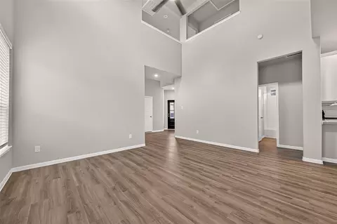 Living - 1439 Terry Roberts Dr, Angleton, TX 77515 photo 3 of 8