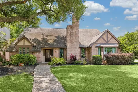 1702 Beech Bend Dr, Houston, TX 77077