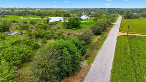 14433 Tierra Grande Dr, Needville, TX 77461