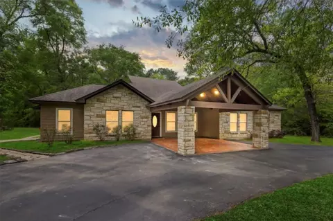 30338 Riley Rd, Waller, TX 77484