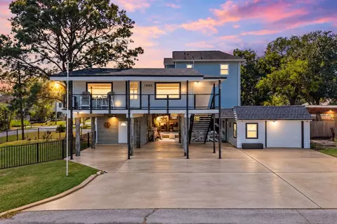 1005 Bryan Ave, Seabrook, TX 77586