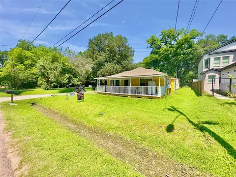 7418 Cora St, Houston, TX 77088