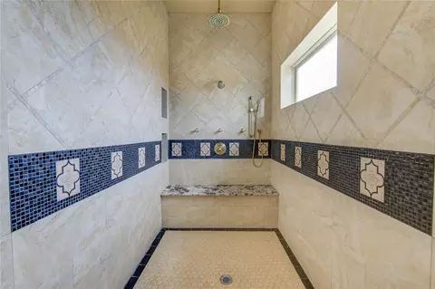 Bath - 903 Chenango Dr, Angleton, TX 77515 photo 5 of 11