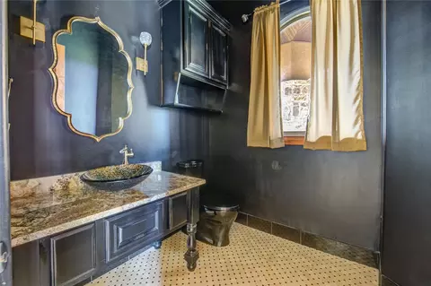 Bath - 903 Chenango Dr, Angleton, TX 77515 photo 1 of 11