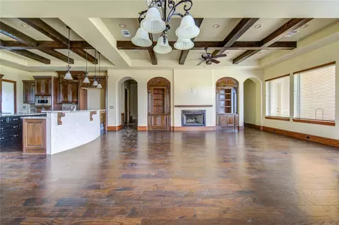 Living - 903 Chenango Dr, Angleton, TX 77515 photo 7 of 10