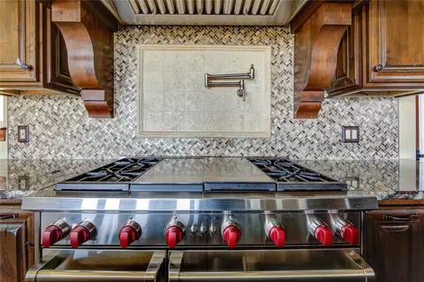 Kitchen - 903 Chenango Dr, Angleton, TX 77515 photo 3 of 3