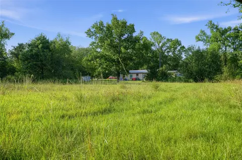 Exterior - 16887 Main St, Splendora, TX 77372 photo 4 of 8