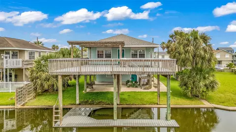 16526 Nassau Way, Galveston, TX 77554
