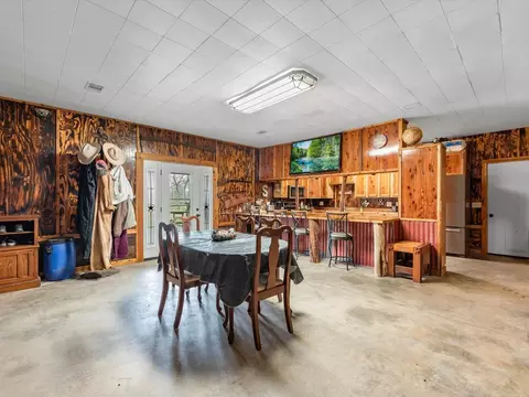 5013 U Pond Dr, Angleton, TX 77515