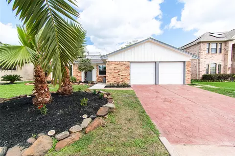 3906 Knotty Oaks Trl, Houston, TX 77045