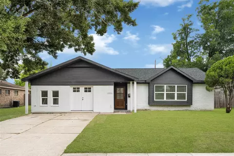 11411 Sagehurst Ln, Houston, TX 77089
