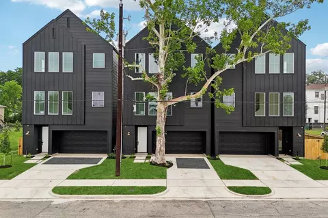 4504 Terry St, Houston, TX 77009