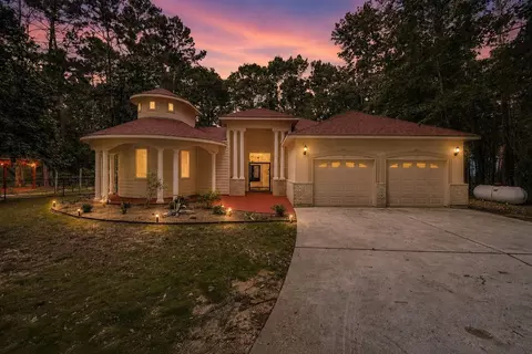 21971 Blazing Trl, New Caney, TX 77357