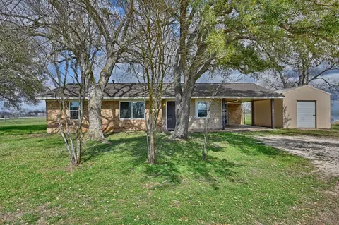 3249 Newsom Rd, Bellville, TX 77418