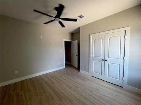 Bedroom - 815 E 33rd St, Houston, TX 77022 photo 1 of 7