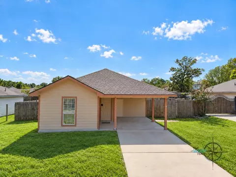 Exterior - 8825 E Buffalo Cir, Willis, TX 77378 photo 7 of 7