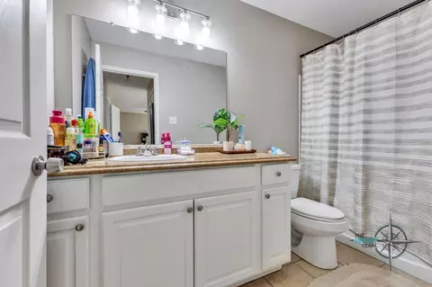 Bath - 8825 E Buffalo Cir, Willis, TX 77378 photo 1 of 2