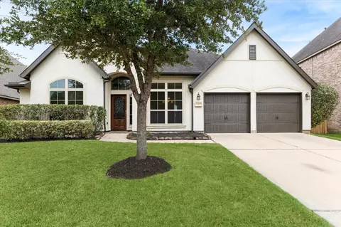 3417 Golden Cypress Ln, Pearland, TX 77584
