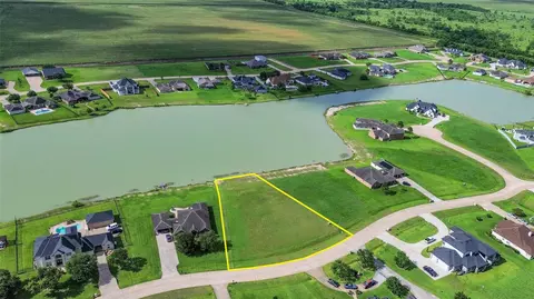 3711 S Shore Dr, Rosharon, TX 77583