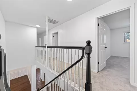 Entry Way - 5411 Cobble Ln, Spring, TX 77379 photo 4 of 5