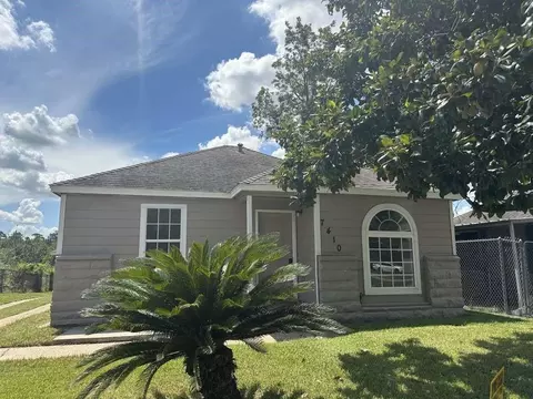 7410 Dallas St, Houston, TX 77011